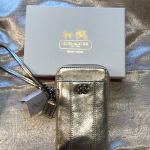 NWT Coach Leather Universal Case